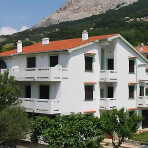 Mohar Ii Apartment